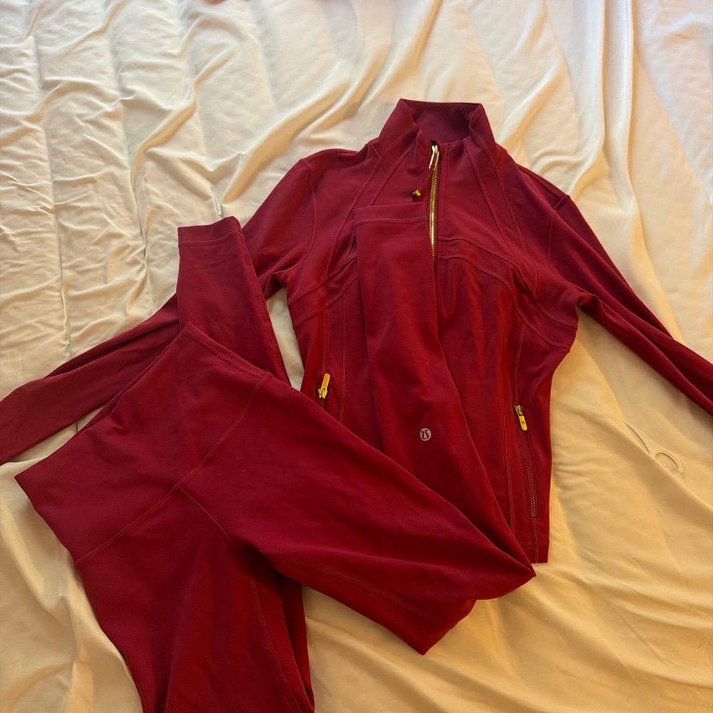 Magenta smoke lululemon set